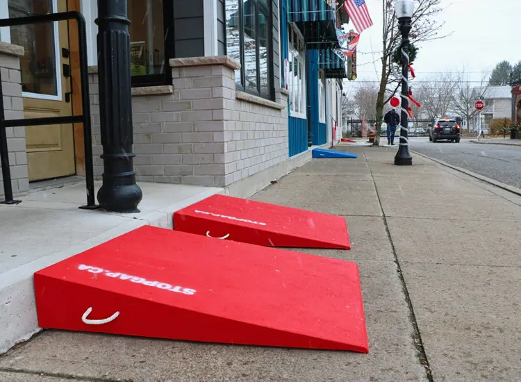 Accessible ramps in front of stores